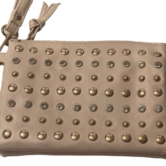 Charming Charlie wristlet cream with crystals and studs - Picture 2 of 12